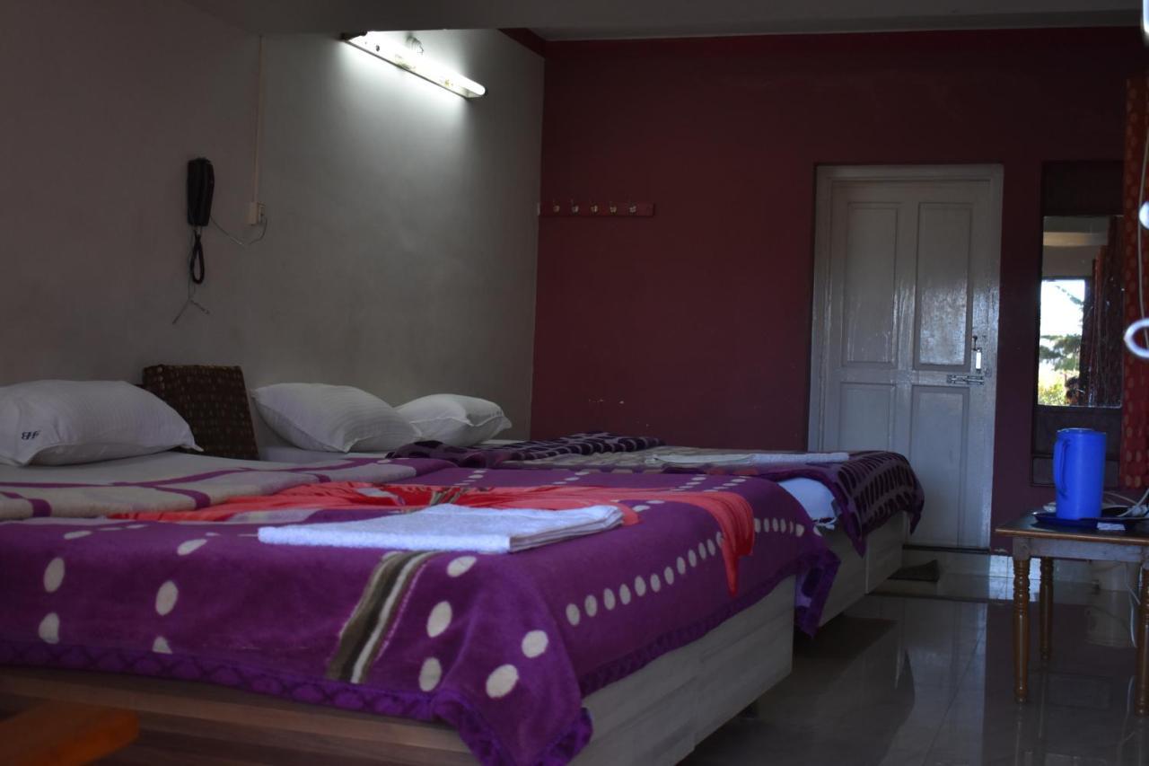 Hotel Sri Balaji Ooty Bagian luar foto